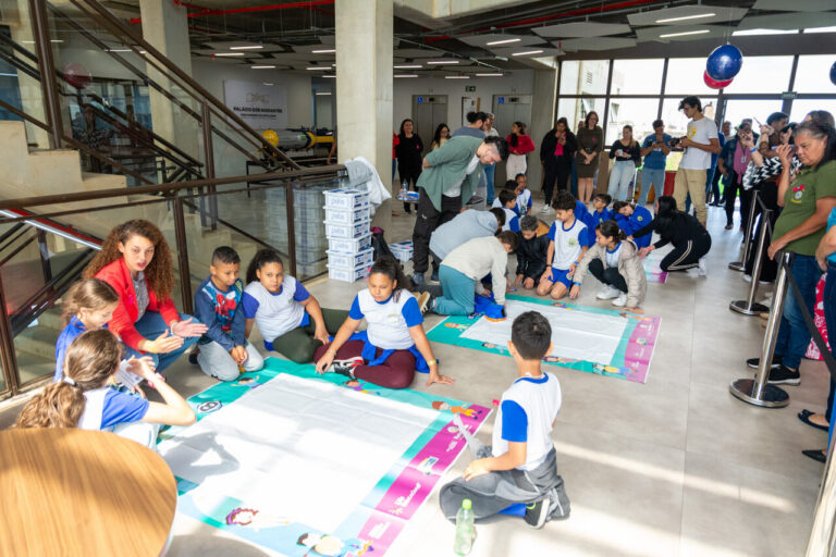 Desafio de robótica encerra III Semana de Ciência e Tecnologia em Hortolândia