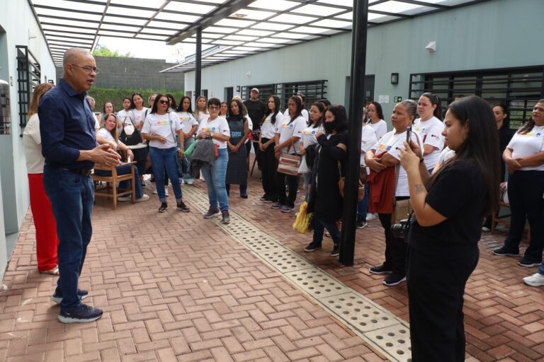 Praça da Cidadania realiza formatura de 66 alunos e amplia oportunidades de geração de renda e inserção no mercado de trabalho