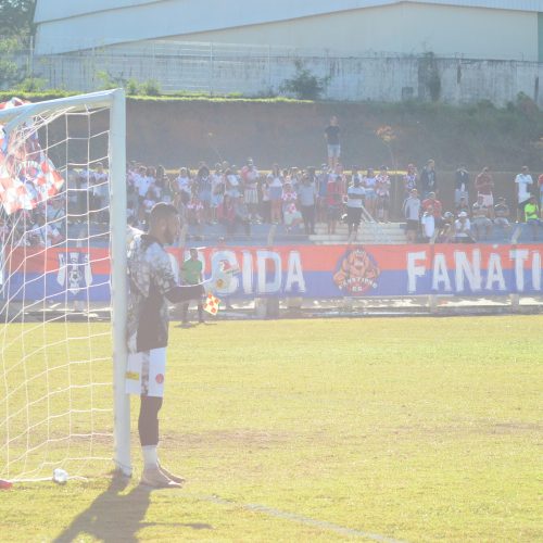 Final de semana terá bola rolando nos campos municipais de futebol em Hortolândia
