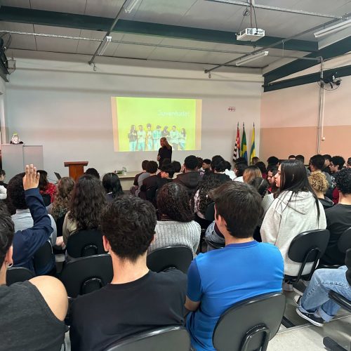 Prefeitura reforça políticas públicas para a juventude de Hortolândia com palestras e certificação